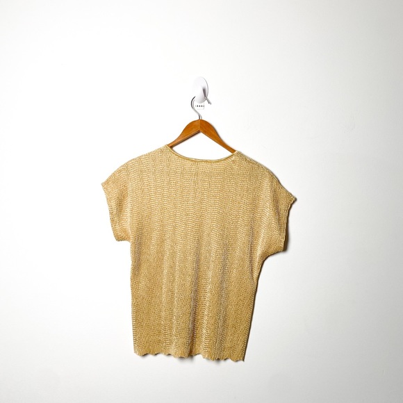 Vintage Pale Gold Waffle Textured Top (Sz XS-M) - Picture 6 of 6